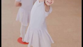 أصدقاء الباليه: تدريبات الأطفال الرشيقة والمتوازنة